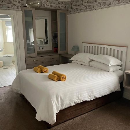 Anvershiel House Portrush Extérieur photo