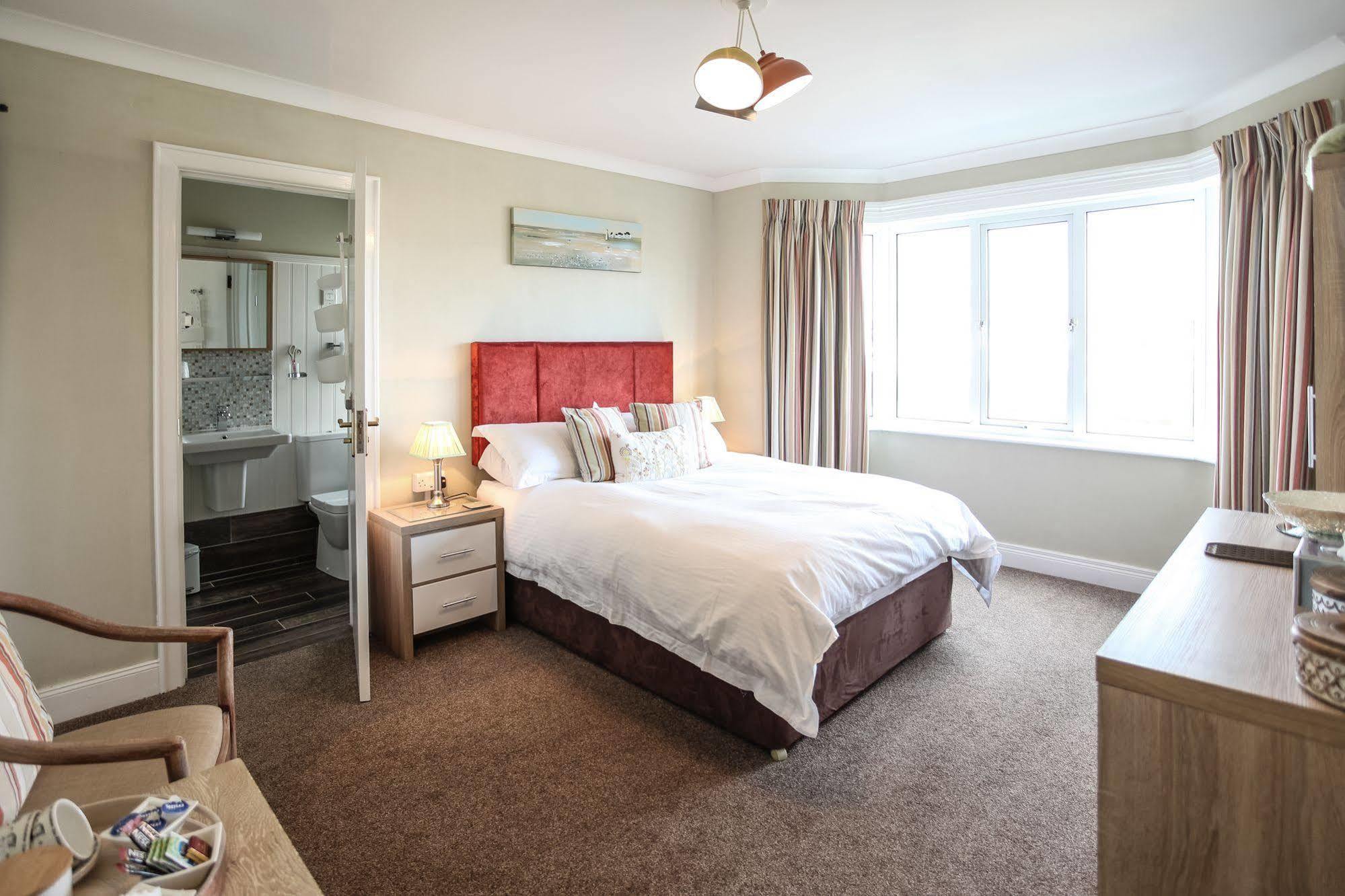 Anvershiel House Portrush Extérieur photo