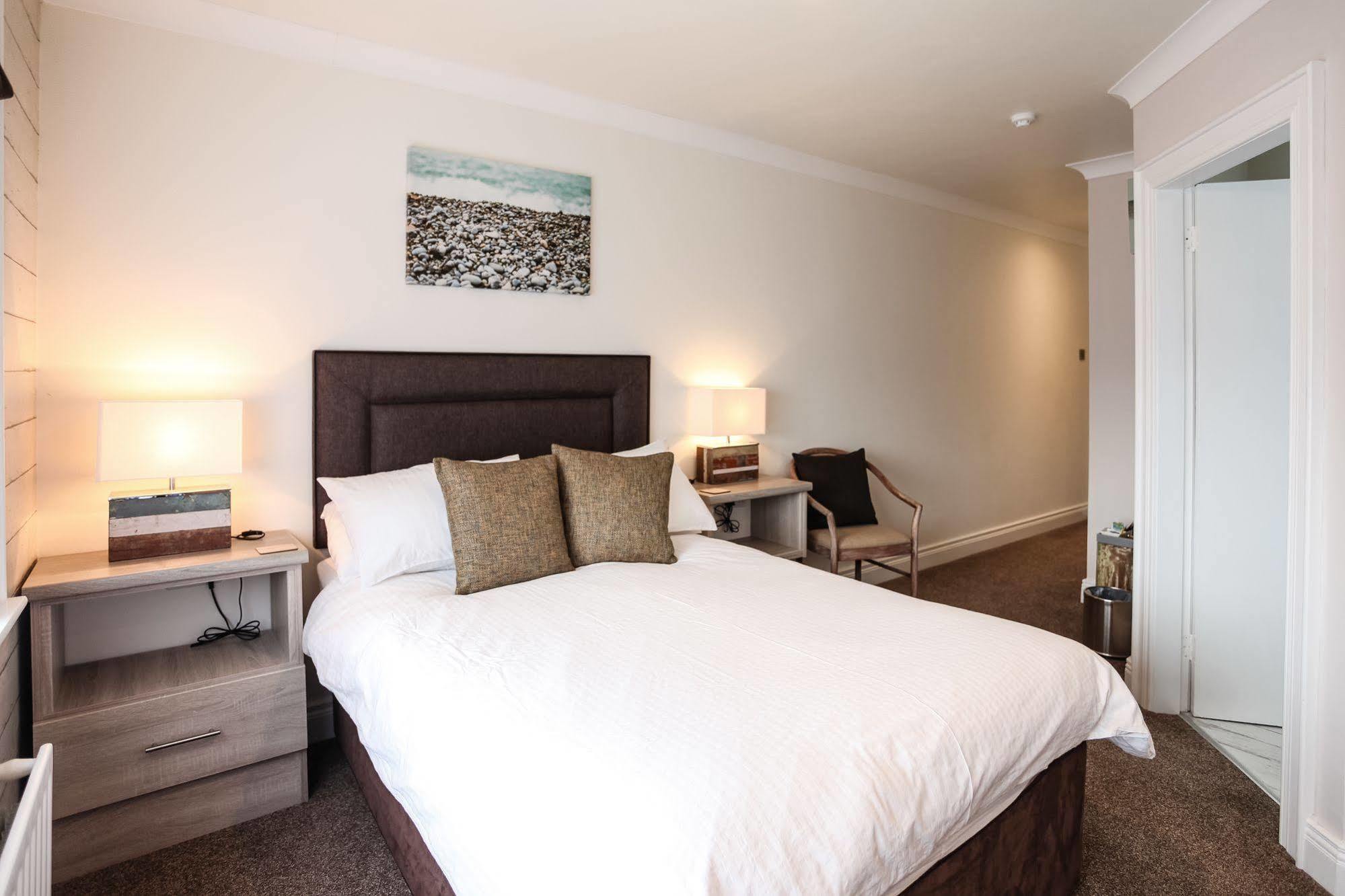 Anvershiel House Portrush Extérieur photo
