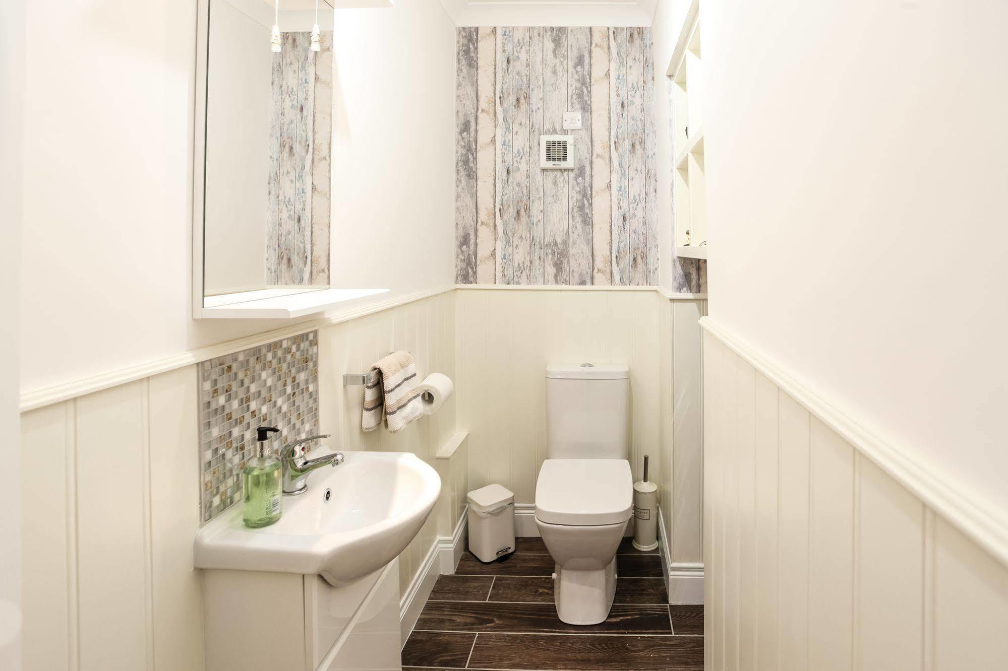 Anvershiel House Portrush Extérieur photo